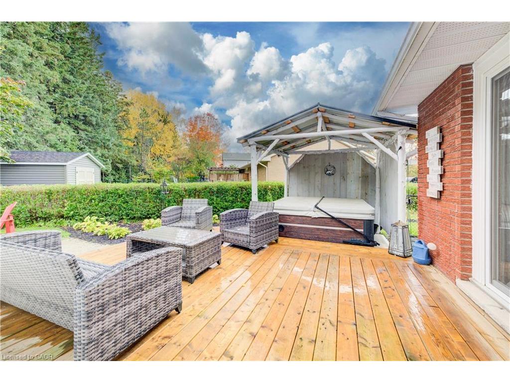 









4


Mcdonald

Street,
Listowel,




ON
N4W 1K4


