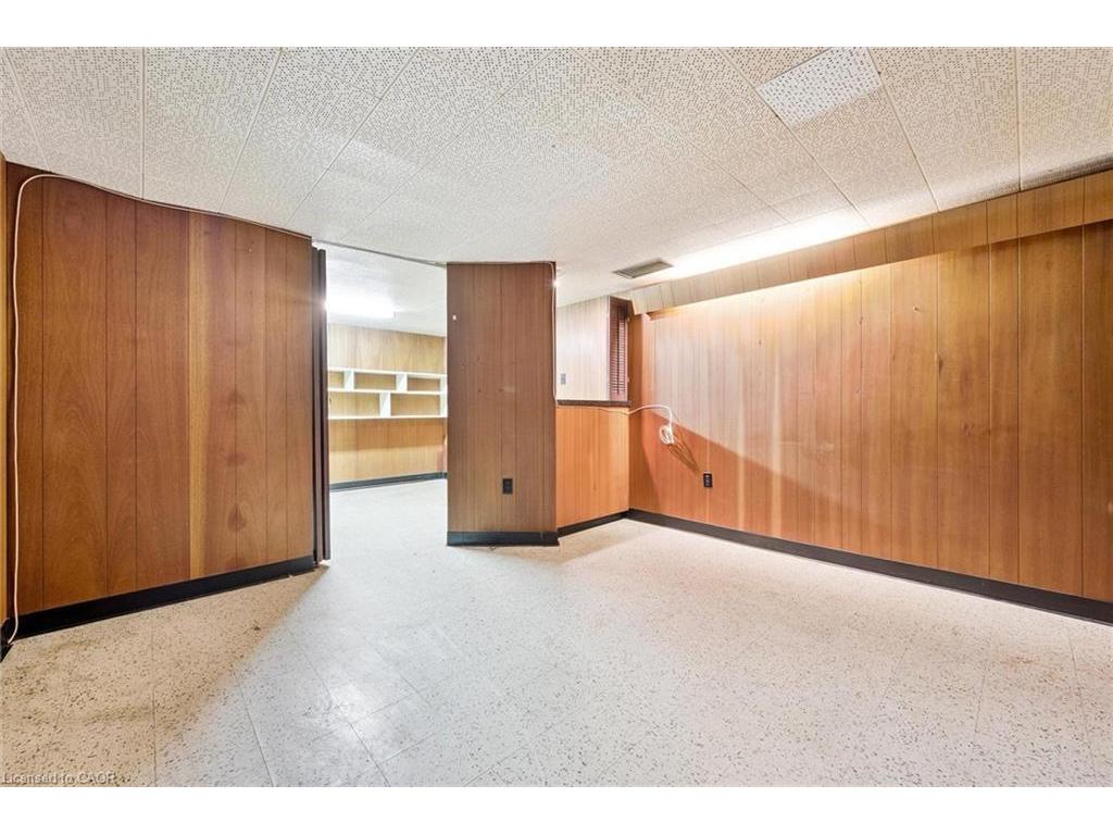 









228


Water

Street,
Guelph,




ON
N1G 1B2

