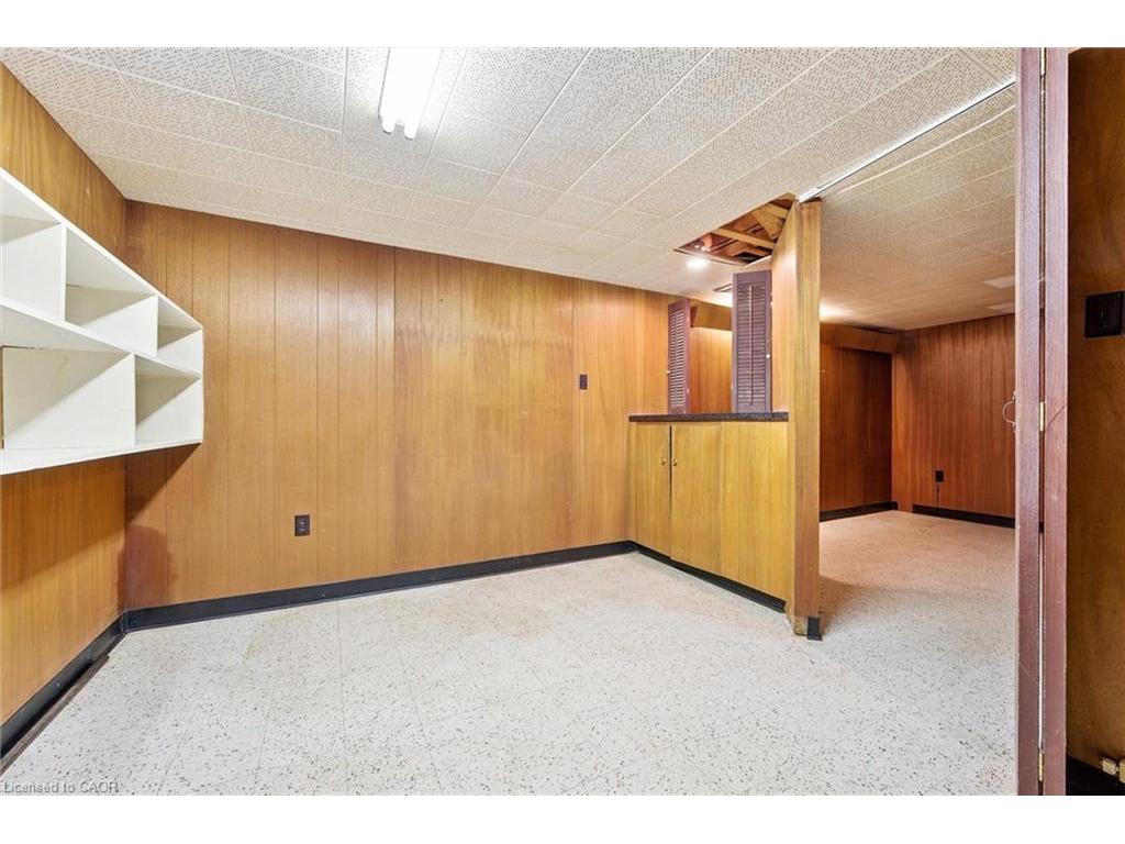 









228


Water

Street,
Guelph,




ON
N1G 1B2

