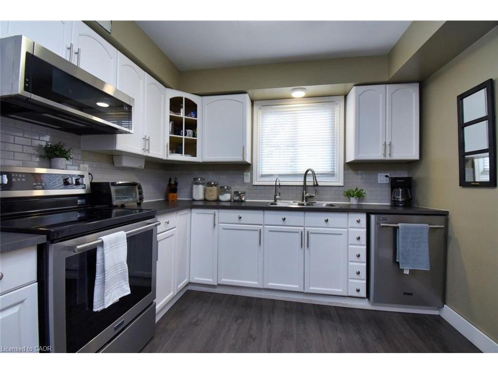 









150


Gateshead

Crescent, 122,
Stoney Creek,




ON
L8G 4A7

