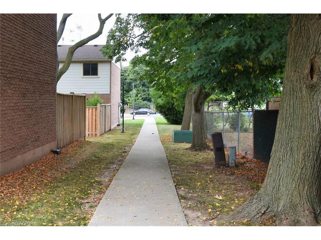 









150


Gateshead

Crescent, 122,
Stoney Creek,




ON
L8G 4A7

