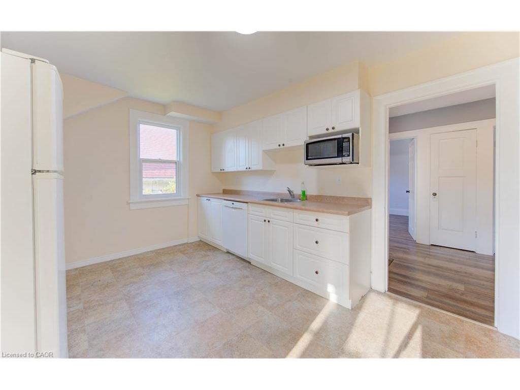 









86


Albert

Street,
Waterloo,




ON
N2L 3S7

