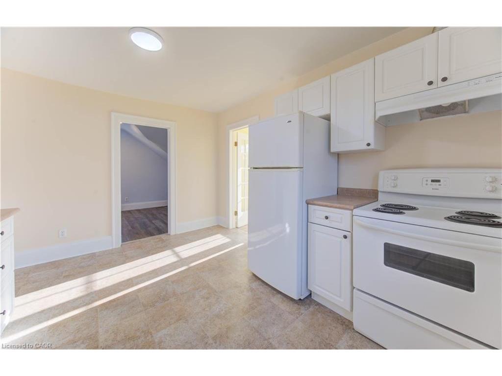 









86


Albert

Street,
Waterloo,




ON
N2L 3S7

