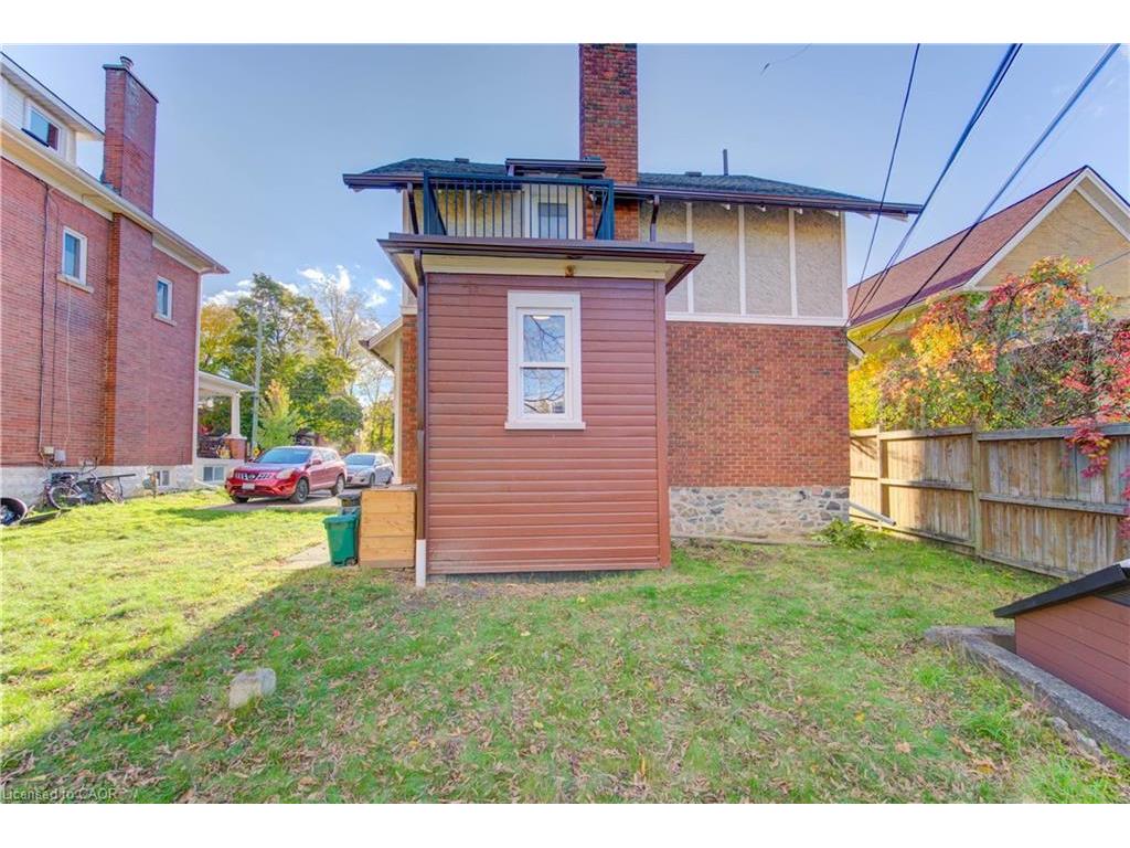 









86


Albert

Street,
Waterloo,




ON
N2L 3S7

