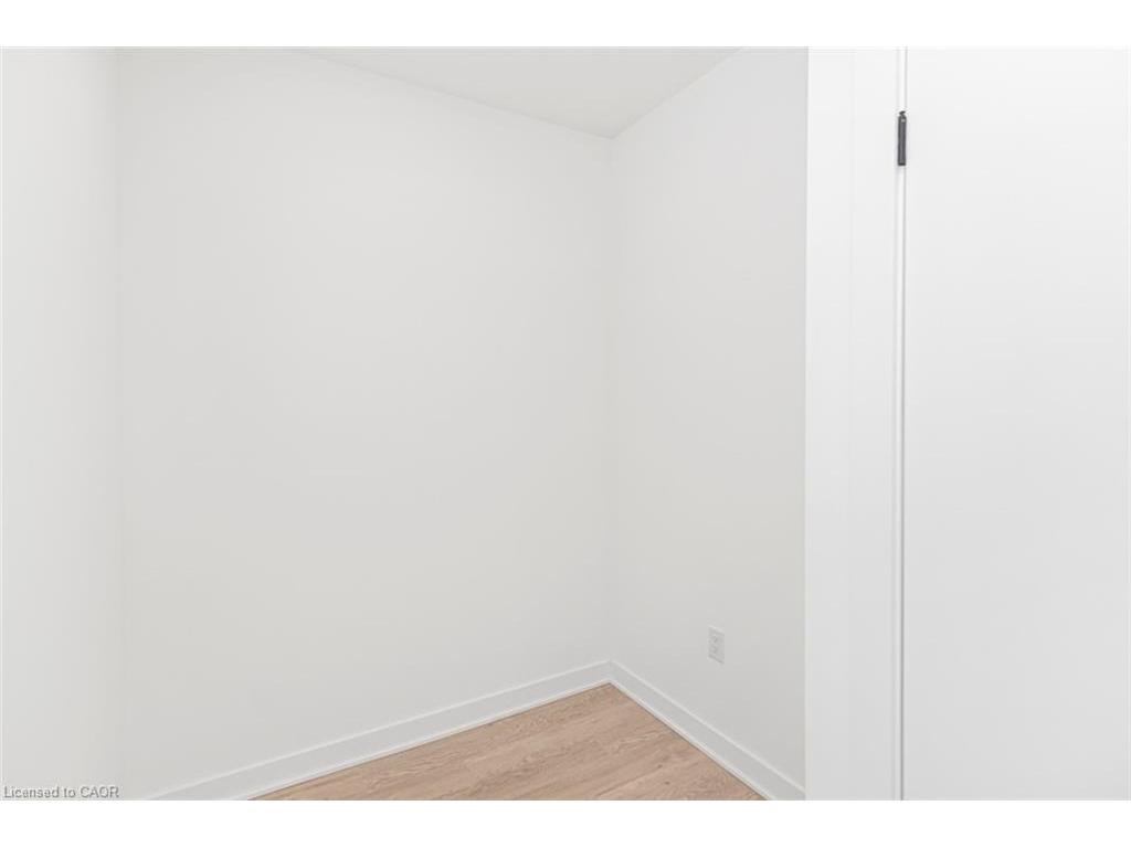 









2782


Barton

Street East, 813,
Hamilton,




ON
L8E 2J8

