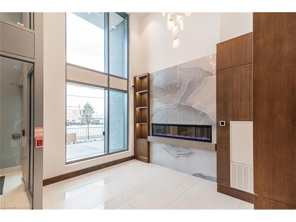 









2782


Barton

Street East, 813,
Hamilton,




ON
L8E 2J8

