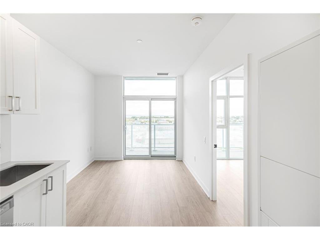 









2782


Barton

Street East, 813,
Hamilton,




ON
L8E 2J8

