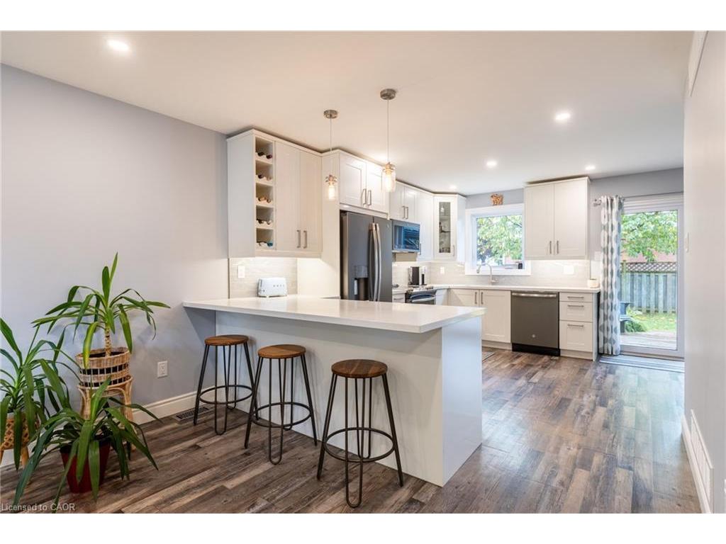 









118


Stirling Macgregor

Drive,
Cambridge,




ON
N1S 4T4

