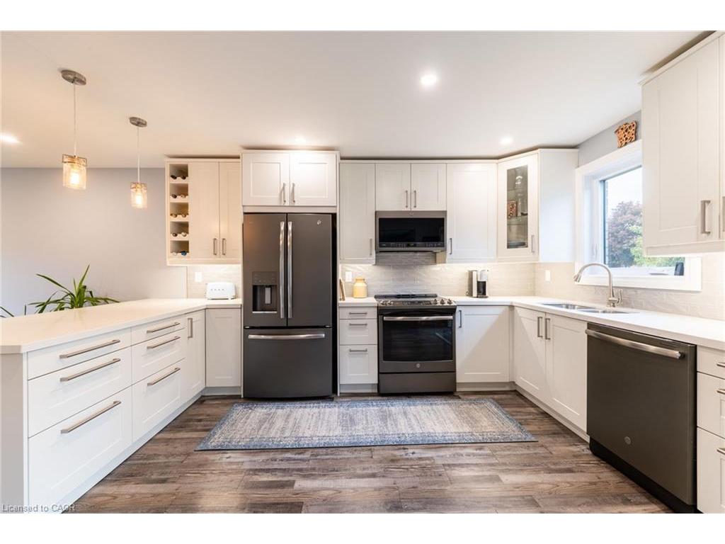 









118


Stirling Macgregor

Drive,
Cambridge,




ON
N1S 4T4

