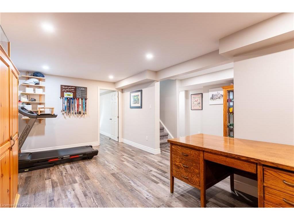 









118


Stirling Macgregor

Drive,
Cambridge,




ON
N1S 4T4

