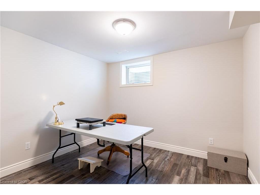 









118


Stirling Macgregor

Drive,
Cambridge,




ON
N1S 4T4

