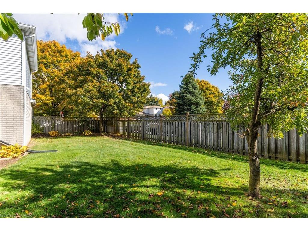 









118


Stirling Macgregor

Drive,
Cambridge,




ON
N1S 4T4

