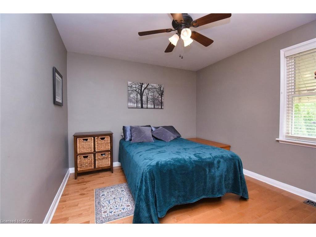 









836


Brucedale

Avenue East,
Hamilton,




ON
L8T 1L3

