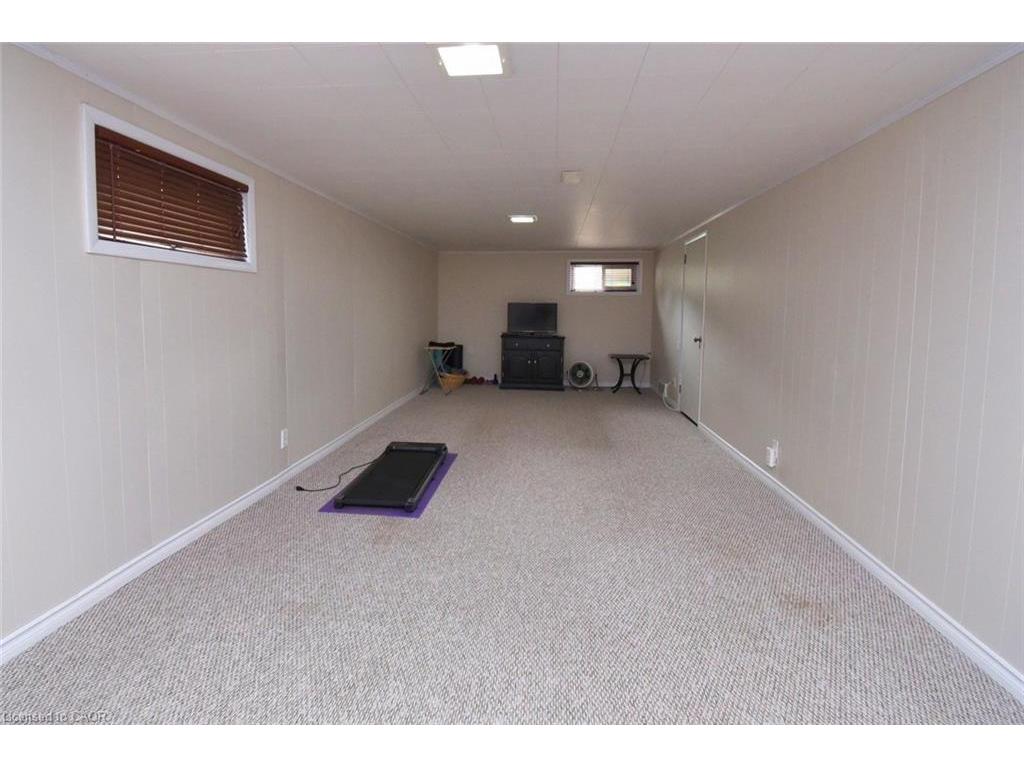 









836


Brucedale

Avenue East,
Hamilton,




ON
L8T 1L3

