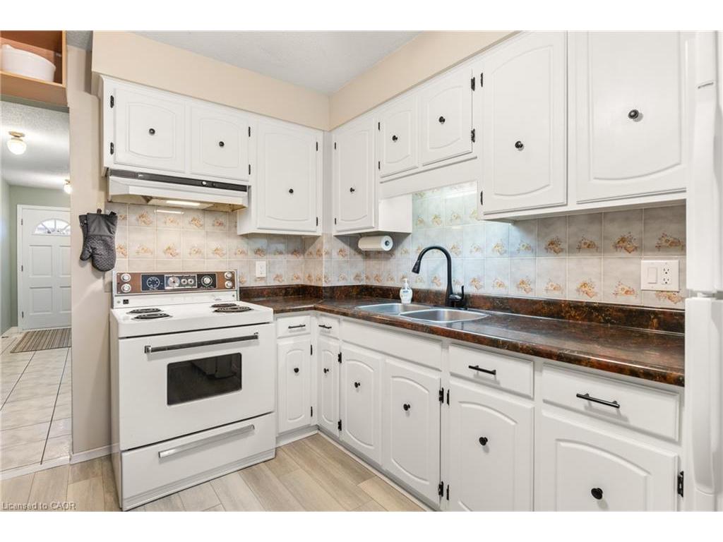 









229


Veronica

Drive,
Kitchener,




ON
N2A 2R8

