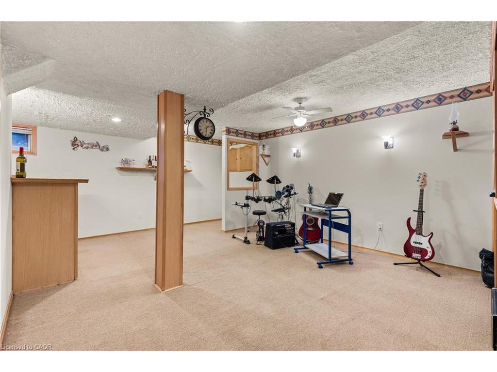 









229


Veronica

Drive,
Kitchener,




ON
N2A 2R8

