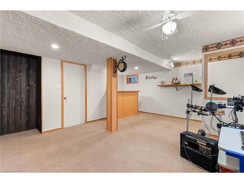 









229


Veronica

Drive,
Kitchener,




ON
N2A 2R8

