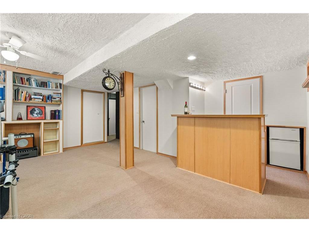 









229


Veronica

Drive,
Kitchener,




ON
N2A 2R8

