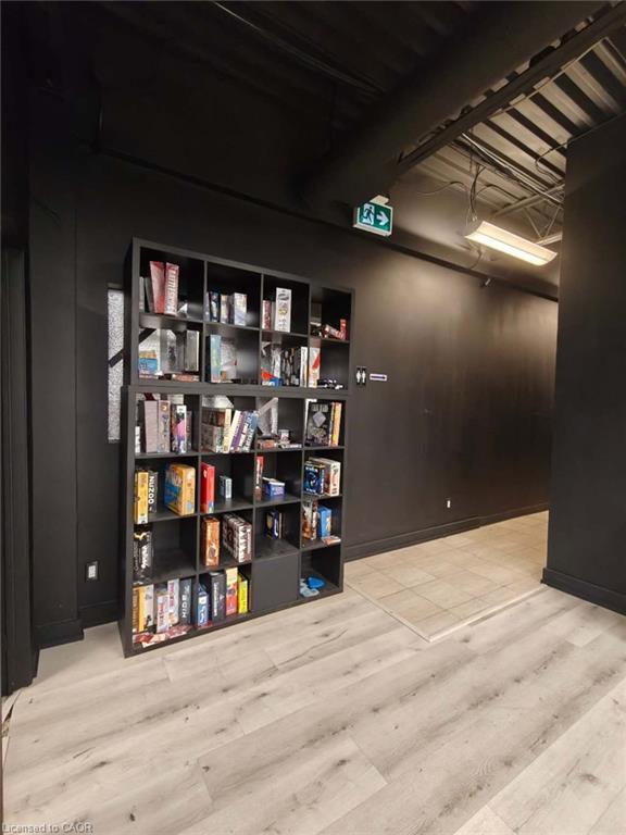 









258


King

Street North, 12,
Waterloo,




ON
N2J 2Y9

