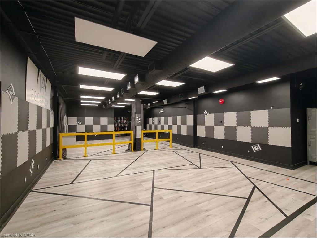 









258


King

Street North, 12,
Waterloo,




ON
N2J 2Y9

