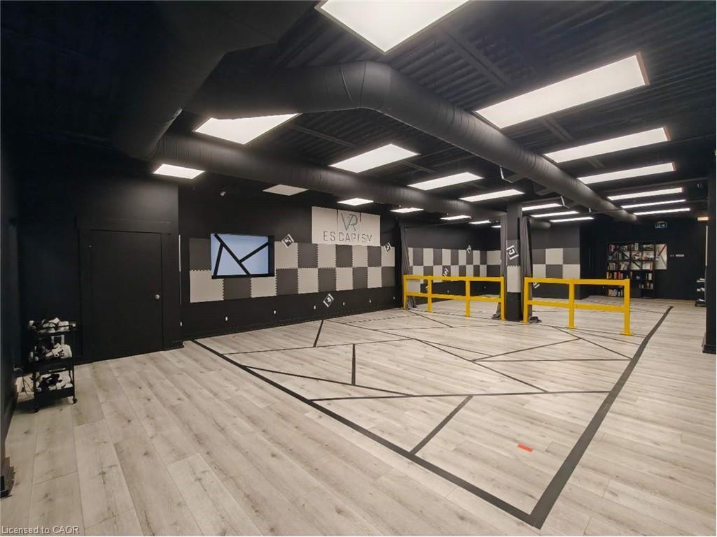 









258


King

Street North, 12,
Waterloo,




ON
N2J 2Y9

