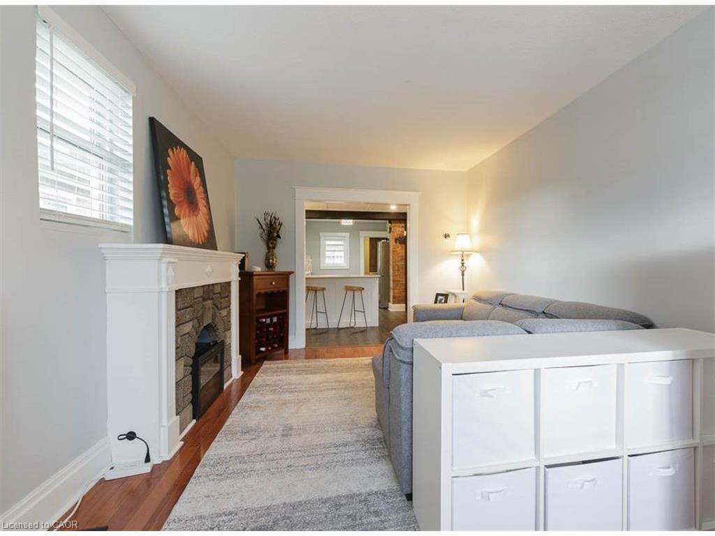 









241


Vine

Street,
St. Catharines,




ON
L2M 4S9

