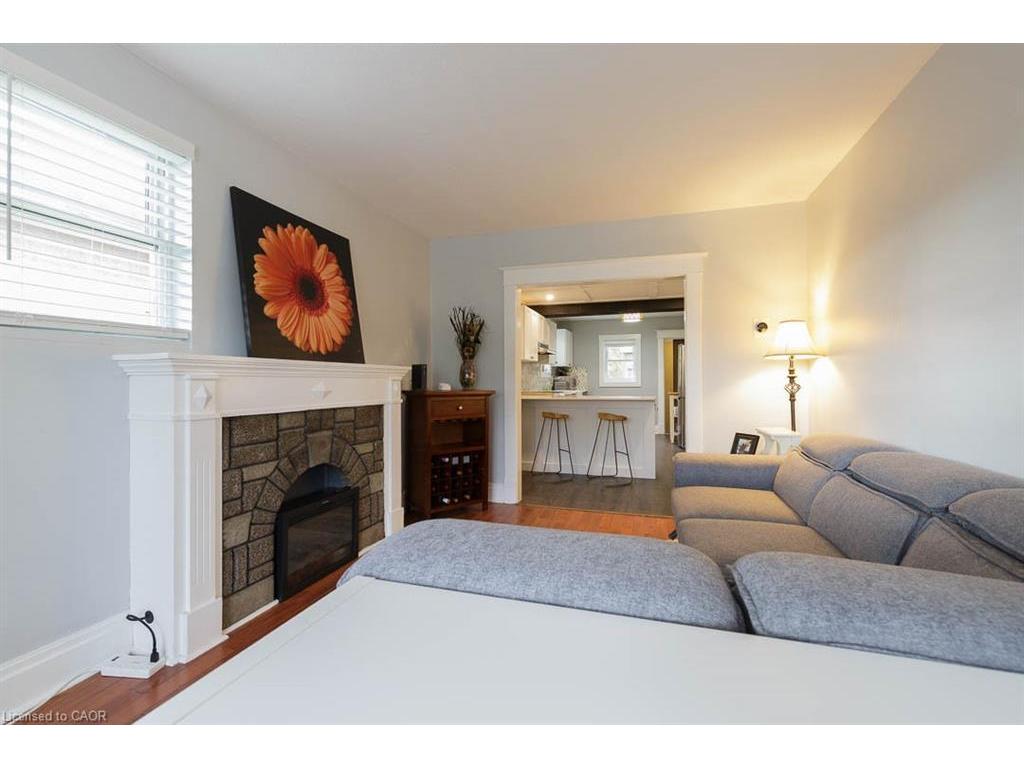 









241


Vine

Street,
St. Catharines,




ON
L2M 4S9

