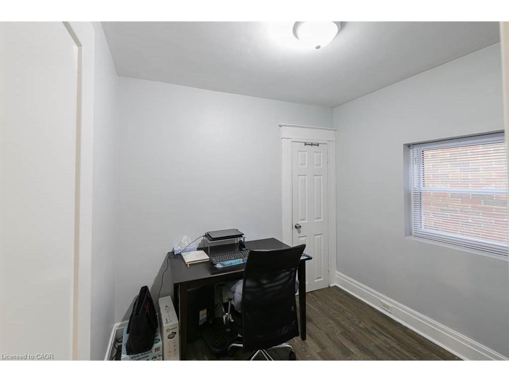 









241


Vine

Street,
St. Catharines,




ON
L2M 4S9

