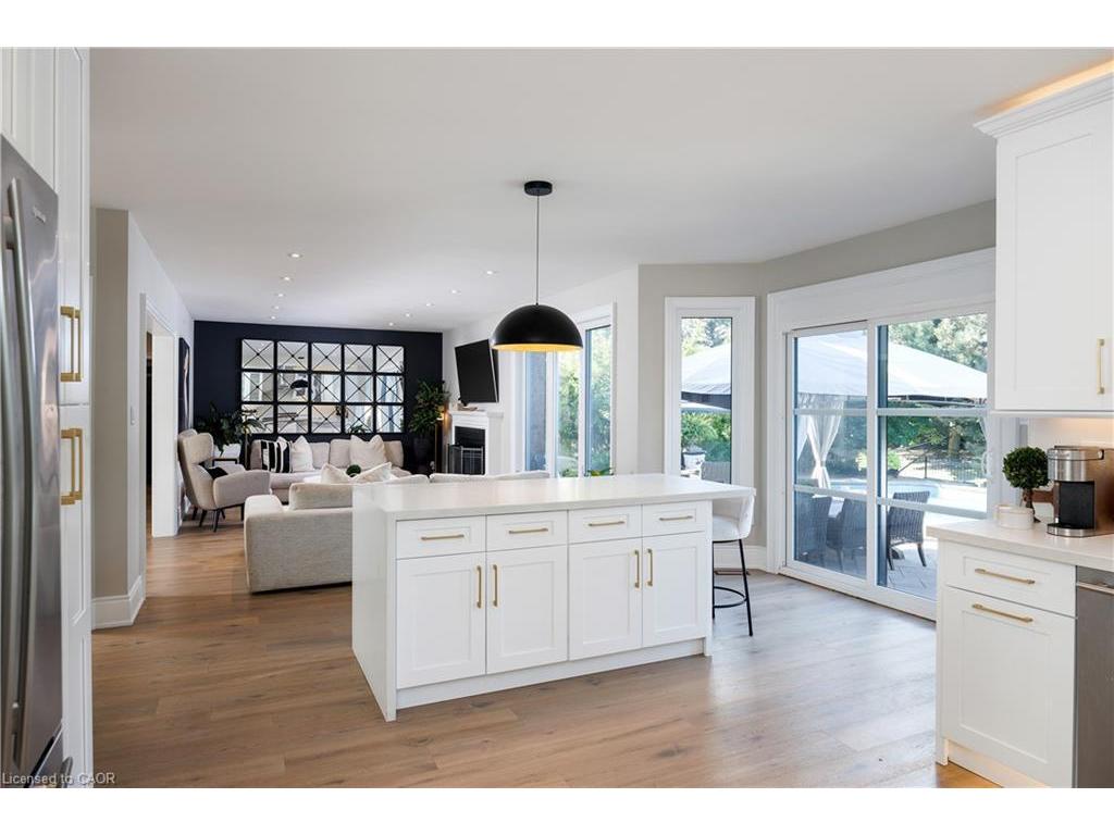 









1483


The Links

Drive,
Oakville,




ON
L6M 2P2

