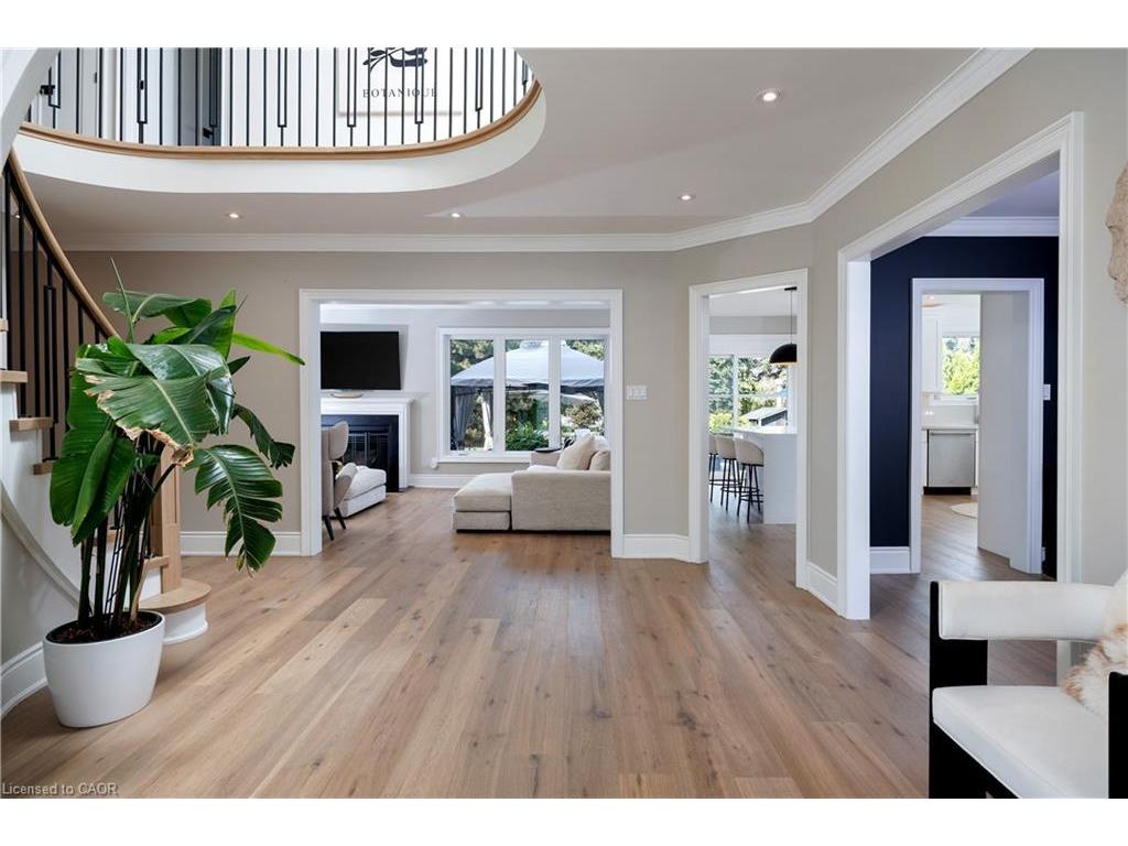 









1483


The Links

Drive,
Oakville,




ON
L6M 2P2

