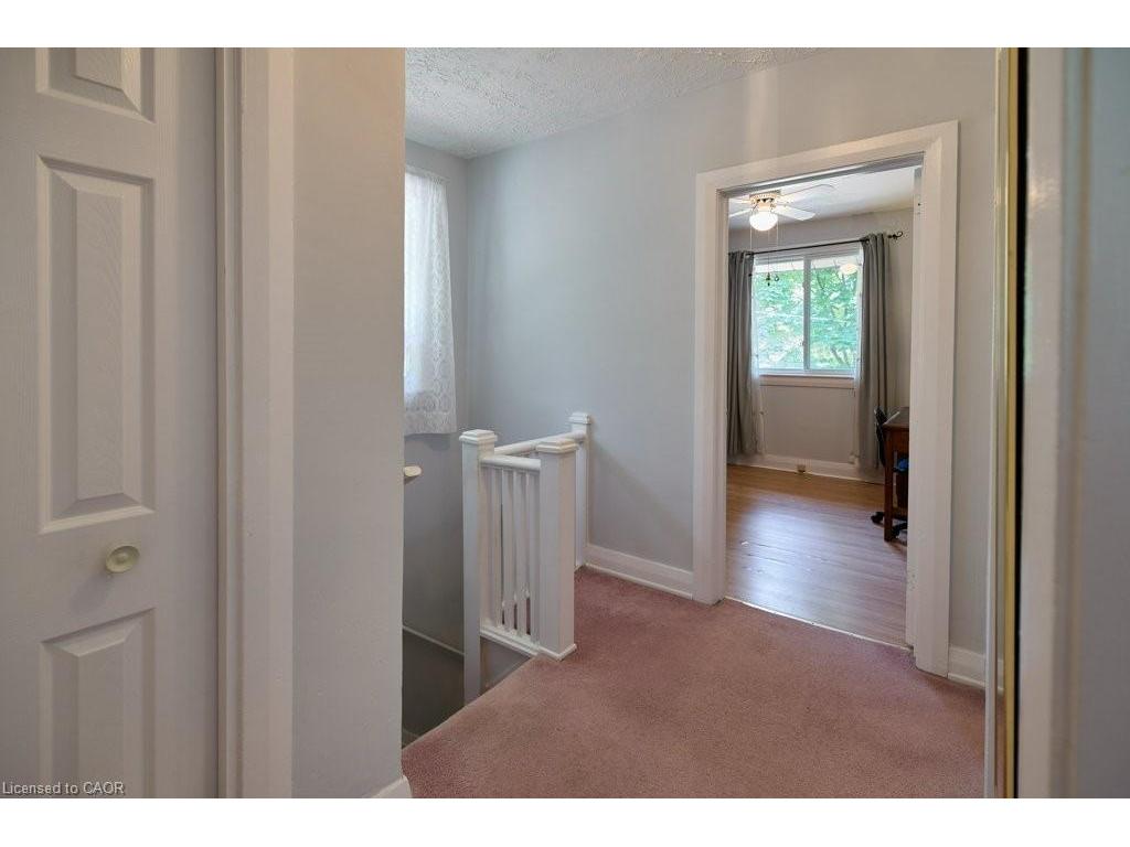 









120


Wood

Street,
Kitchener,




ON
N2G 2H8

