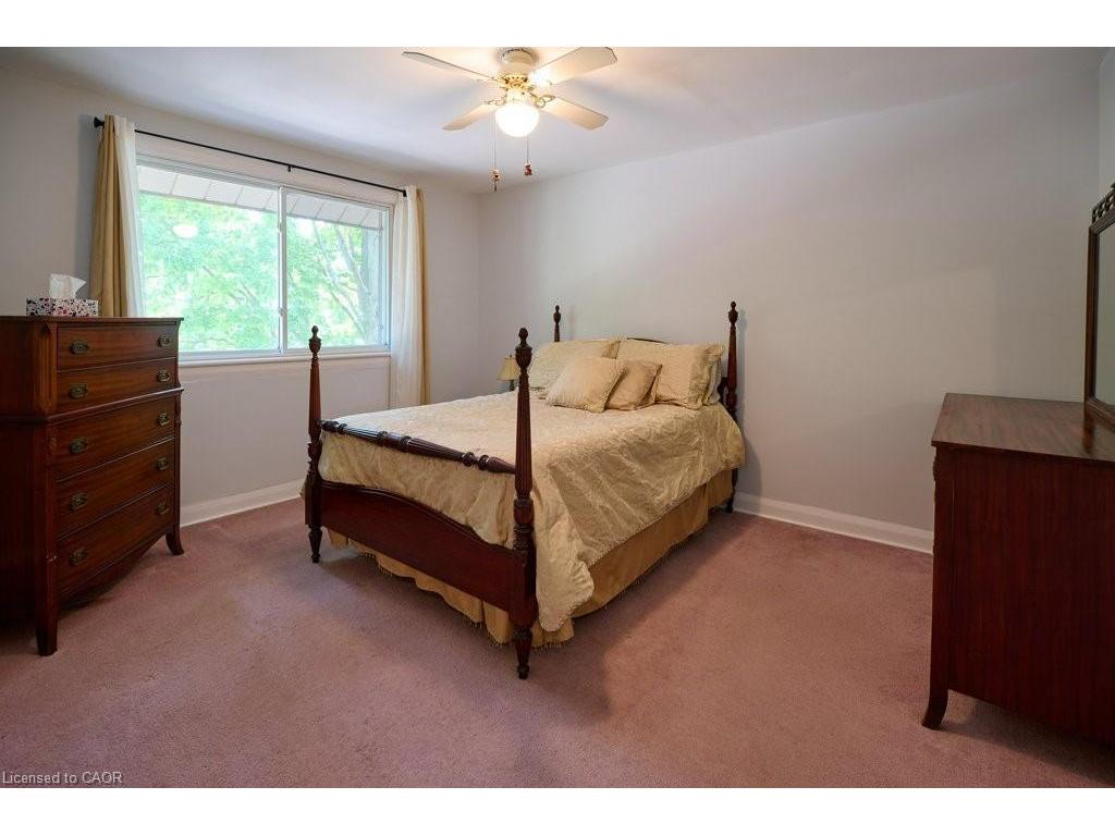 









120


Wood

Street,
Kitchener,




ON
N2G 2H8

