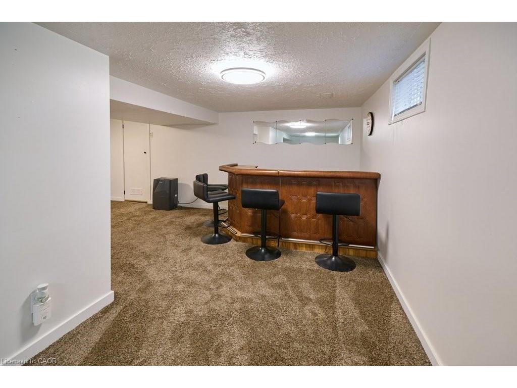 









120


Wood

Street,
Kitchener,




ON
N2G 2H8

