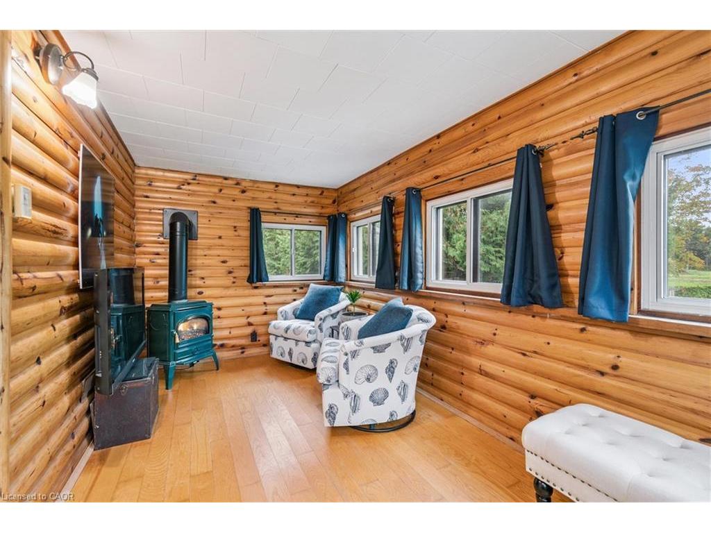 









6548


Beatty Line N

,
Fergus,




ON
N1M 2W3

