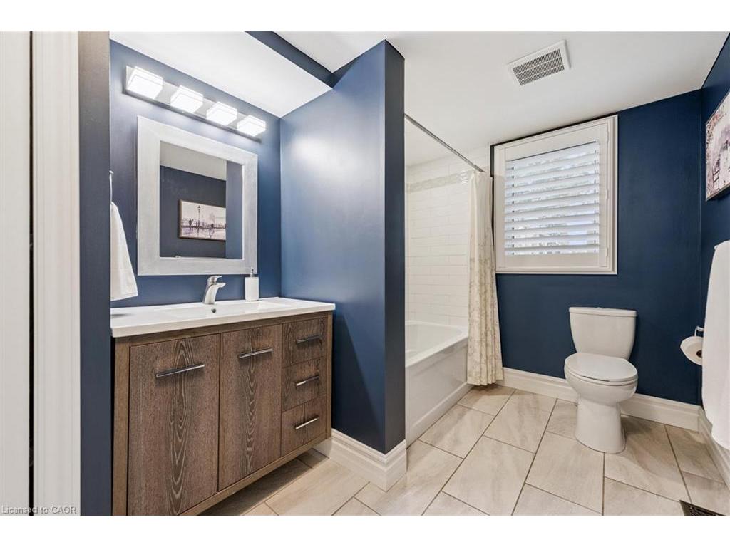 









6548


Beatty Line N

,
Fergus,




ON
N1M 2W3

