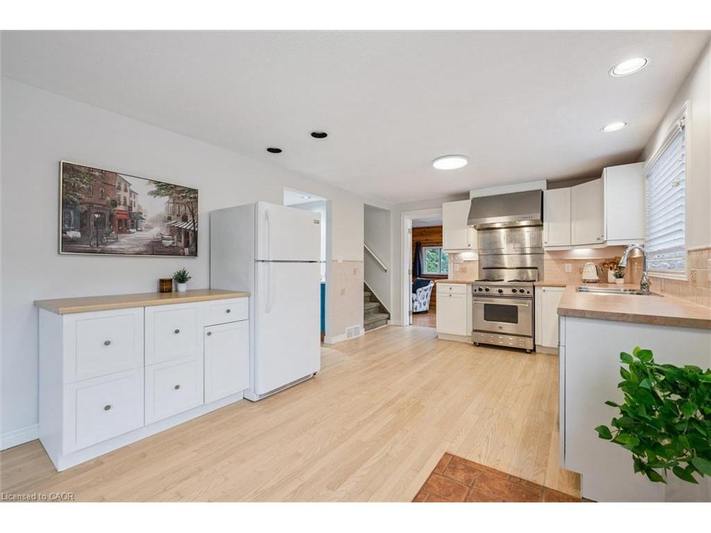 









6548


Beatty Line N

,
Fergus,




ON
N1M 2W3

