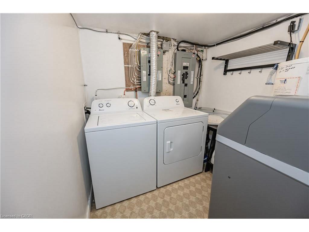 









31


Dieppe

Avenue, Lower,
Kitchener,




ON
N2H 4E9

