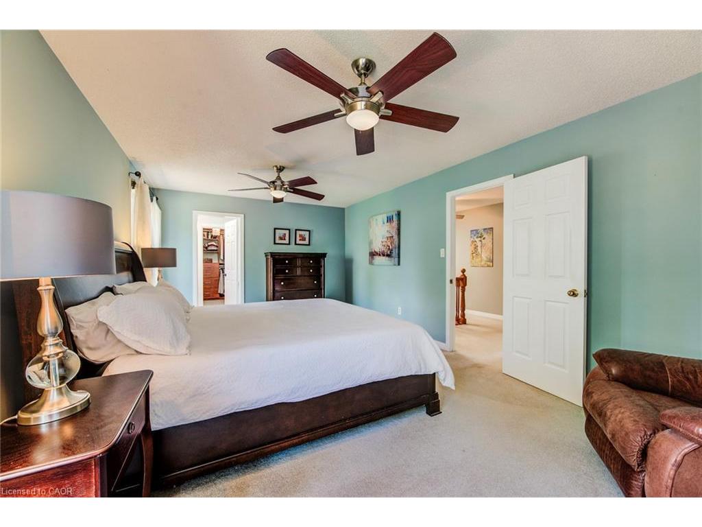 









33


Tinatawa

Court,
Kitchener,




ON
N2A 3G9

