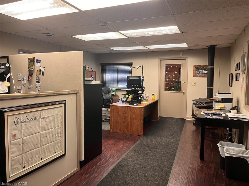 









1333


3

Highway East,
Dunnville,




ON
N1A 2Z1

