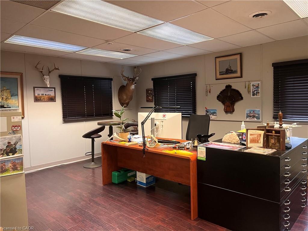 









1333


3

Highway East,
Dunnville,




ON
N1A 2Z1

