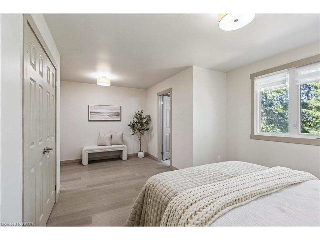 









89


Woolwich

Street, 27,
Waterloo,




ON
N2K 1S5

