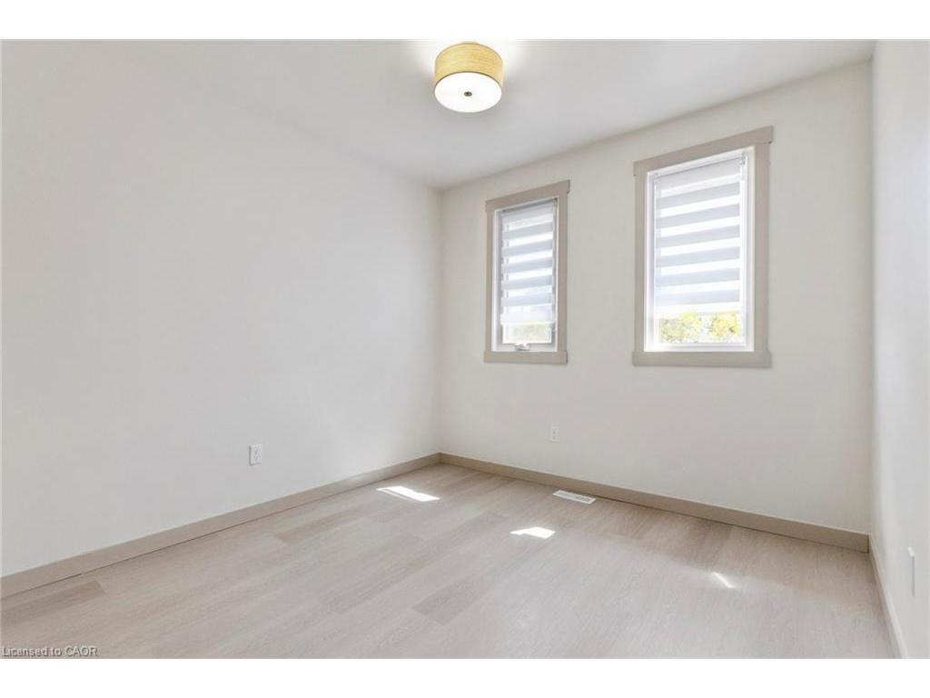 









89


Woolwich

Street, 27,
Waterloo,




ON
N2K 1S5

