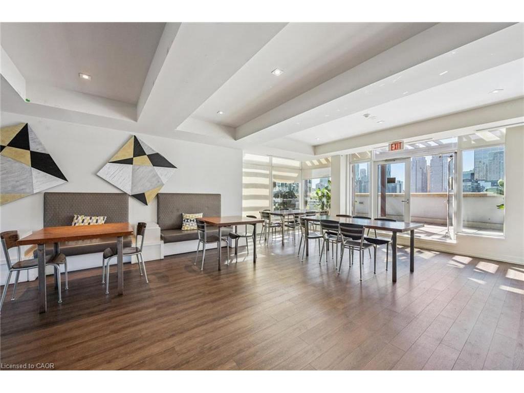 









230


King

Street East, 1109,
Toronto,




ON
M5A 1K5

