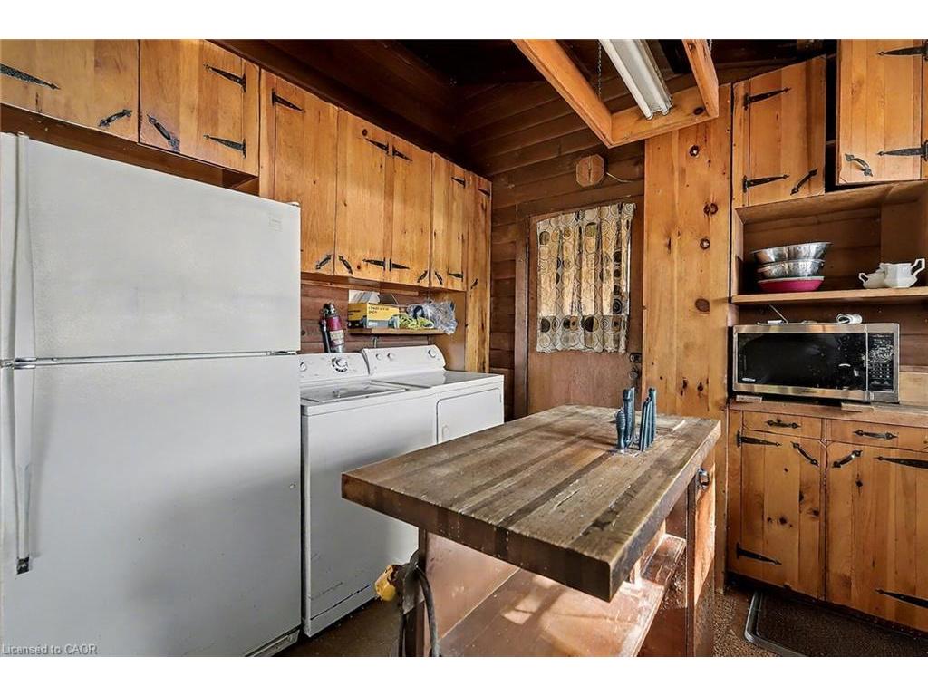 









6361


16th

Line,
Minto,




ON
N0G 1M0

