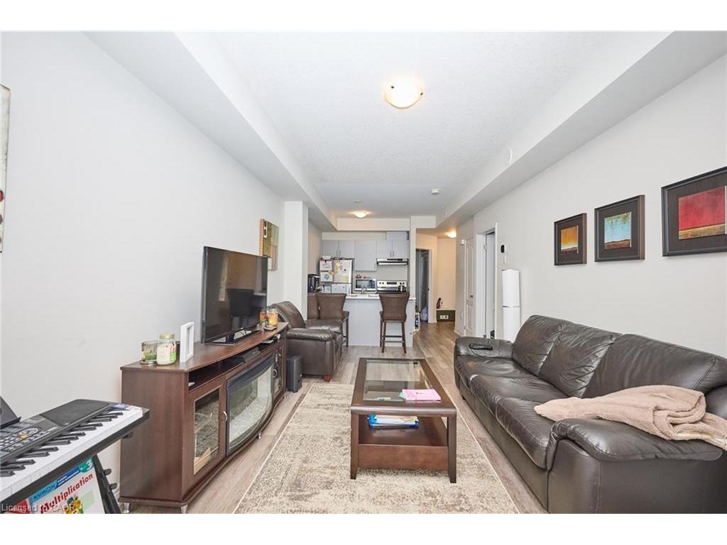 









5016


Serena

Drive, 7,
Beamsville,




ON
L3J 0T2

