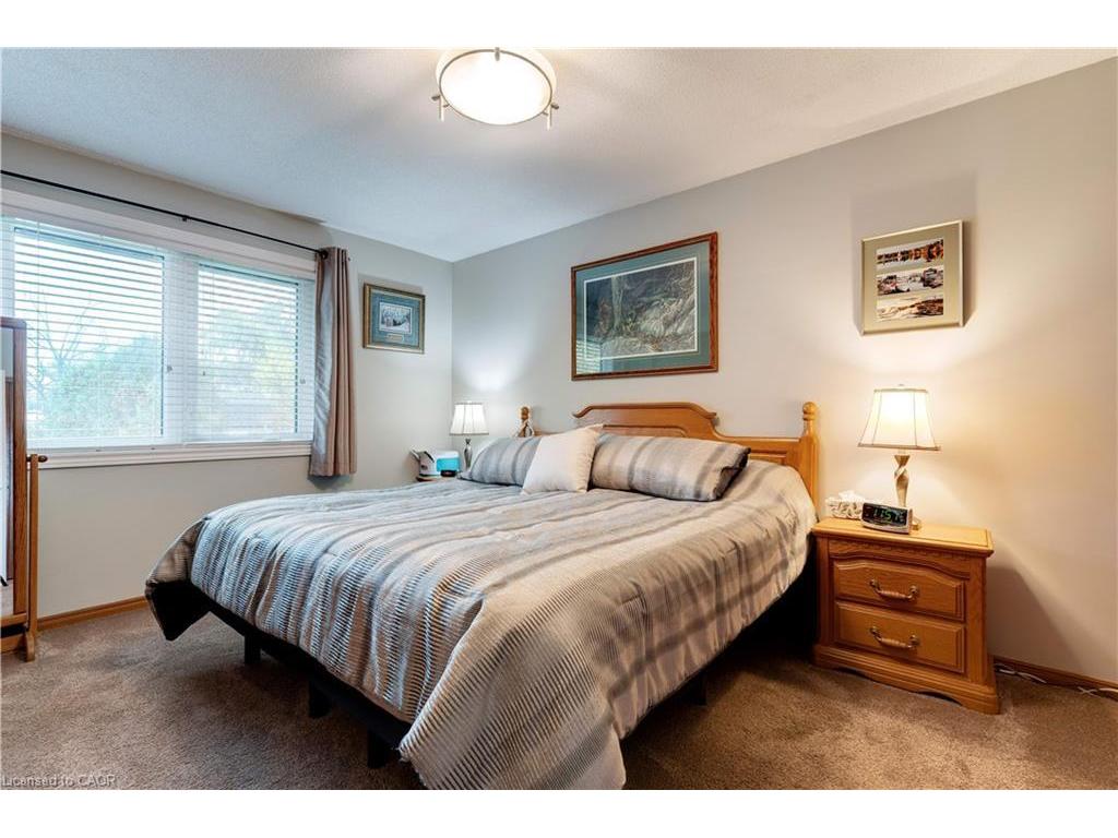 









2238


Fassel

Avenue,
Burlington,




ON
L7R 3P1

