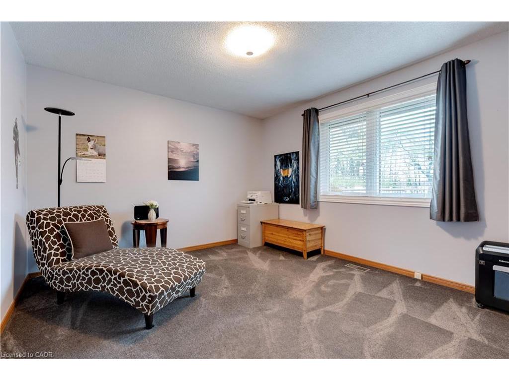 









2238


Fassel

Avenue,
Burlington,




ON
L7R 3P1

