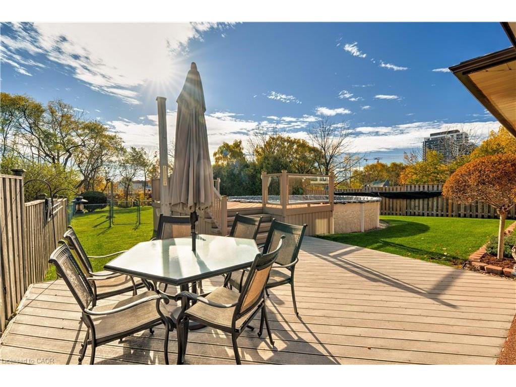 









2238


Fassel

Avenue,
Burlington,




ON
L7R 3P1

