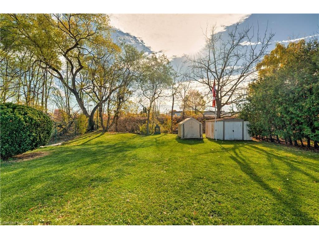 









2238


Fassel

Avenue,
Burlington,




ON
L7R 3P1

