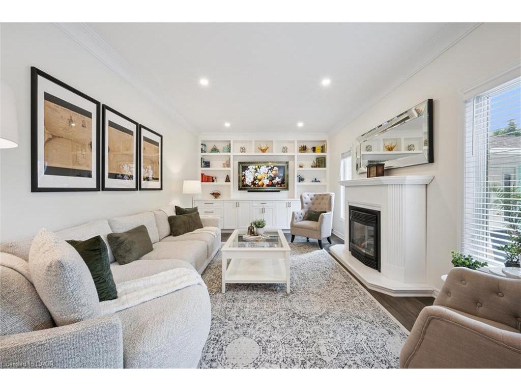 









279


Farley

Drive,
Guelph,




ON
N1L 1N6

